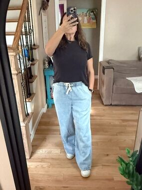 Gap pull on jeans